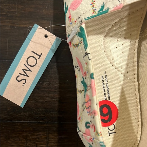 Toms Women's Flamingo and Palm Print Flats - Cream and Pink - Picture 2 of 4